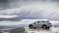 2023-Mercedes-Benz-EQS-SUV-0022