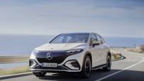 2023-Mercedes-Benz-EQS-SUV-0032