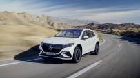2023-Mercedes-Benz-EQS-SUV-0037