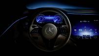 2023-Mercedes-Benz-EQS-SUV-7