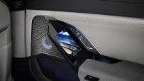 2023-BMW-7-Series-Interior-15