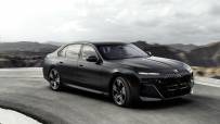 2023-BMW-760i-xDrive-1