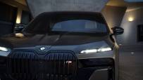 2023-BMW-M760e-xDrive-2