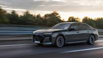 P90480828_highRes_the-new-bmw-m760e-xd