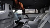 P90480844_highRes_the-new-bmw-m760e-xd