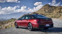 P90486126_highRes_the-new-bmw-760i-xdr