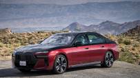 P90486132_highRes_the-new-bmw-760i-xdr