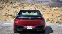 P90486137_highRes_the-new-bmw-760i-xdr