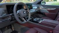 P90486201_highRes_the-new-bmw-760i-xdr