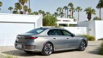 P90486323_highRes_the-new-bmw-i7-xdriv