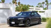 P90486404_highRes_the-new-bmw-i7-xdriv