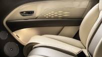 2023-Bentley-Bentayga-EWB-00017