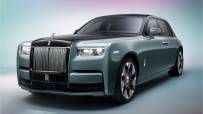 2022-Rolls-Royce-Phantom-1