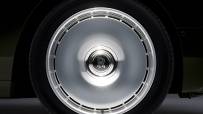 2022-Rolls-Royce-Phantom-16