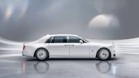 2022-Rolls-Royce-Phantom-21