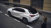 2023-Lexus-UX-F-Sport-27