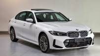 2023-BMW-3-Series-Sedan-1
