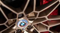P90463305_highRes_the-bmw-m4-50-jahre-