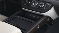 2023-Land-Rover-Defender-130-009