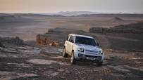 2023-Land-Rover-Defender-130-14