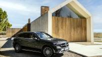 2023-Mercedes-Benz-GLC-18