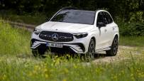 2023-Mercedes-Benz-GLC-77