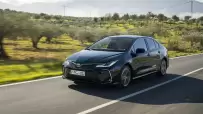 2023-corolla-sedan-dpl-19