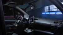 2022-Fiat-Doblo-van-16