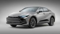 2023-Toyota-Crown-1-1