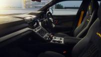 2023-Lamborghini-Urus-Performante-40
