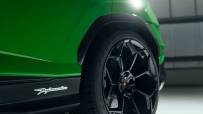 2023-Lamborghini-Urus-Performante-42
