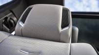 2021-Cadillac-Escalade-036