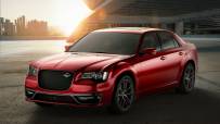 2023-Chrysler-300C-1