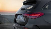 2023-Mercedes-AMG-C-63-S-E-PERFORMANCE-00035