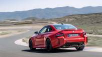P90482750_highRes_the-all-new-bmw-m2-r