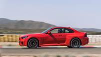 P90482754_highRes_the-all-new-bmw-m2-r