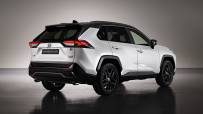 2022-Toyota-RAV4-Hybrid-GR-Sport-2