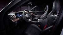 Mercedes-AMG-C-63-S-E-Performance-F1-Edition-12
