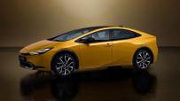 2022-priusplug-inhybrid1-2