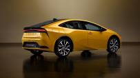 2022-priusplug-inhybrid2-3