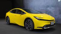 2023-Toyota-Prius-JDM-19