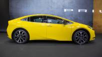 2023-Toyota-Prius-JDM-20