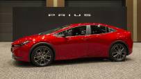2023-Toyota-Prius-JDM-28