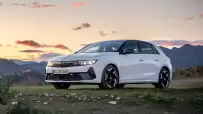Vauxhall-Astra_GSe-2023-1600-02