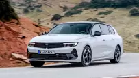 Vauxhall-Astra_Sports_Tourer_GSe-2023-1600-09