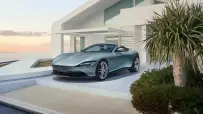 2024-Ferrari-Roma-Spider-4