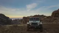 2024-Jeep-Wrangler-045