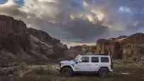 2024-Jeep-Wrangler-064