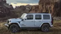 2024-Jeep-Wrangler-066