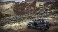 2024-Jeep-Wrangler-079